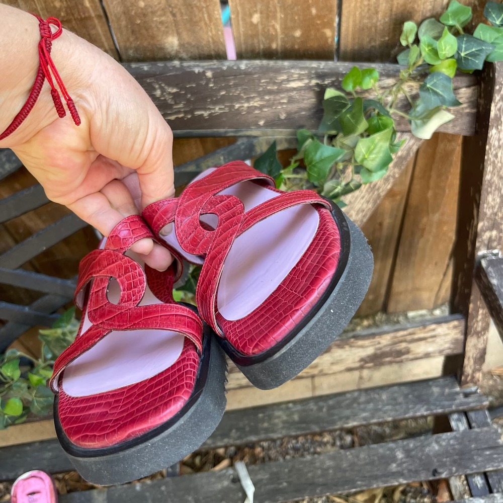 Gilbert Rohde Red Croc-Embossed Leather Slide Sandals - Picture 16 of 16